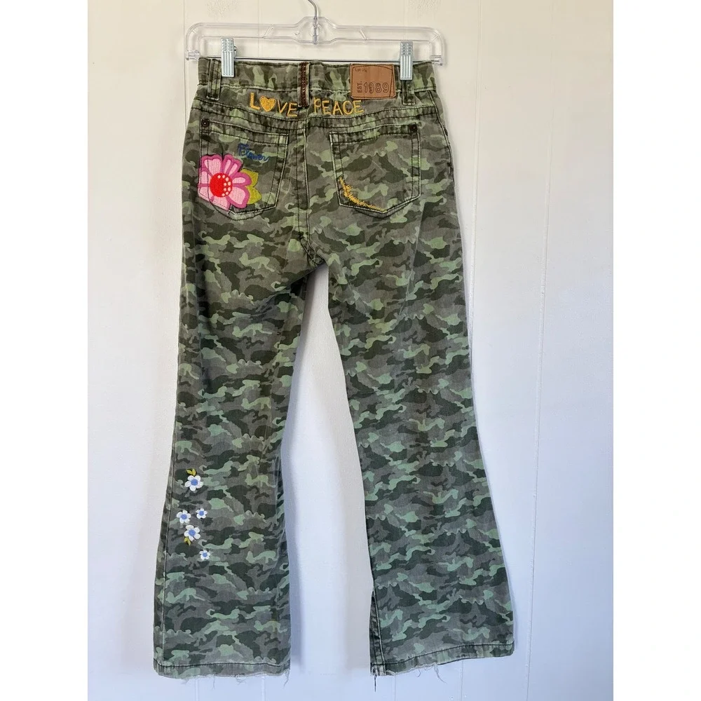 The Children's Place Girls Camo Embroidered Peace‎ Flower Pants Size 12 Green